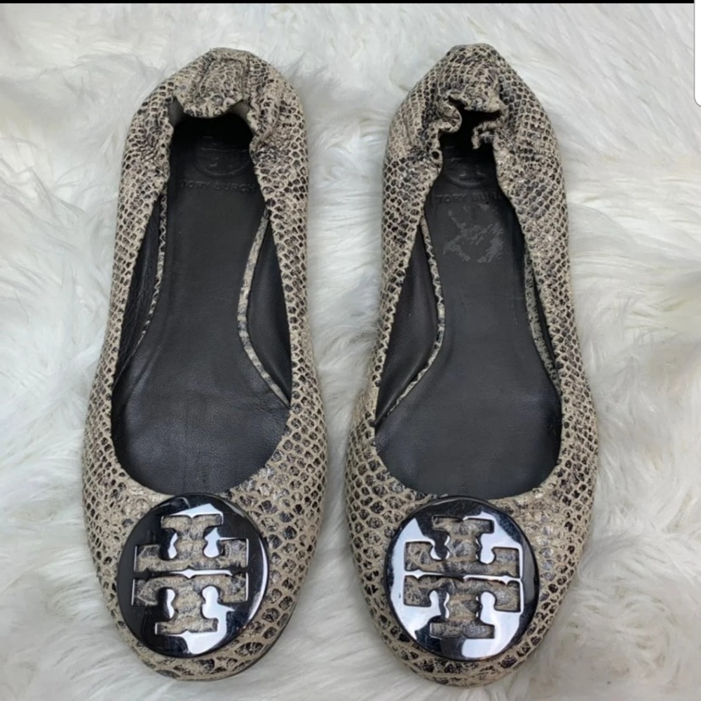 Tory Burch Flats *Flawed*